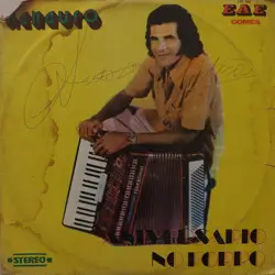 Capa do disco Aniversário no forró, de Henauro