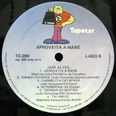 LabelB