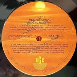 LabelB