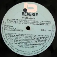 LabelA