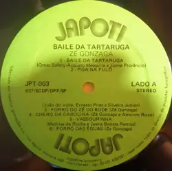 LabelA