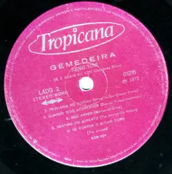 LabelB