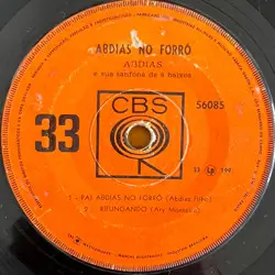 Capa do disco Abdias no forró / Rifungado, de Abdias e sua sanfona de 8 baixos