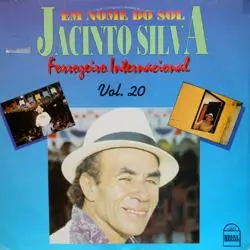 Capa do disco Forrozeiro internacional, de Jacinto Silva